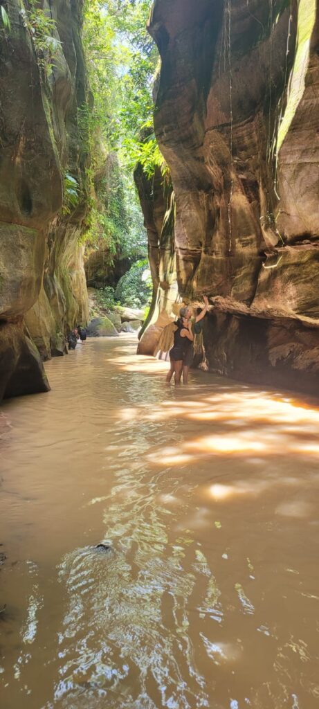 Travessia Rio Peruana trilha Cachoeira do Urubu